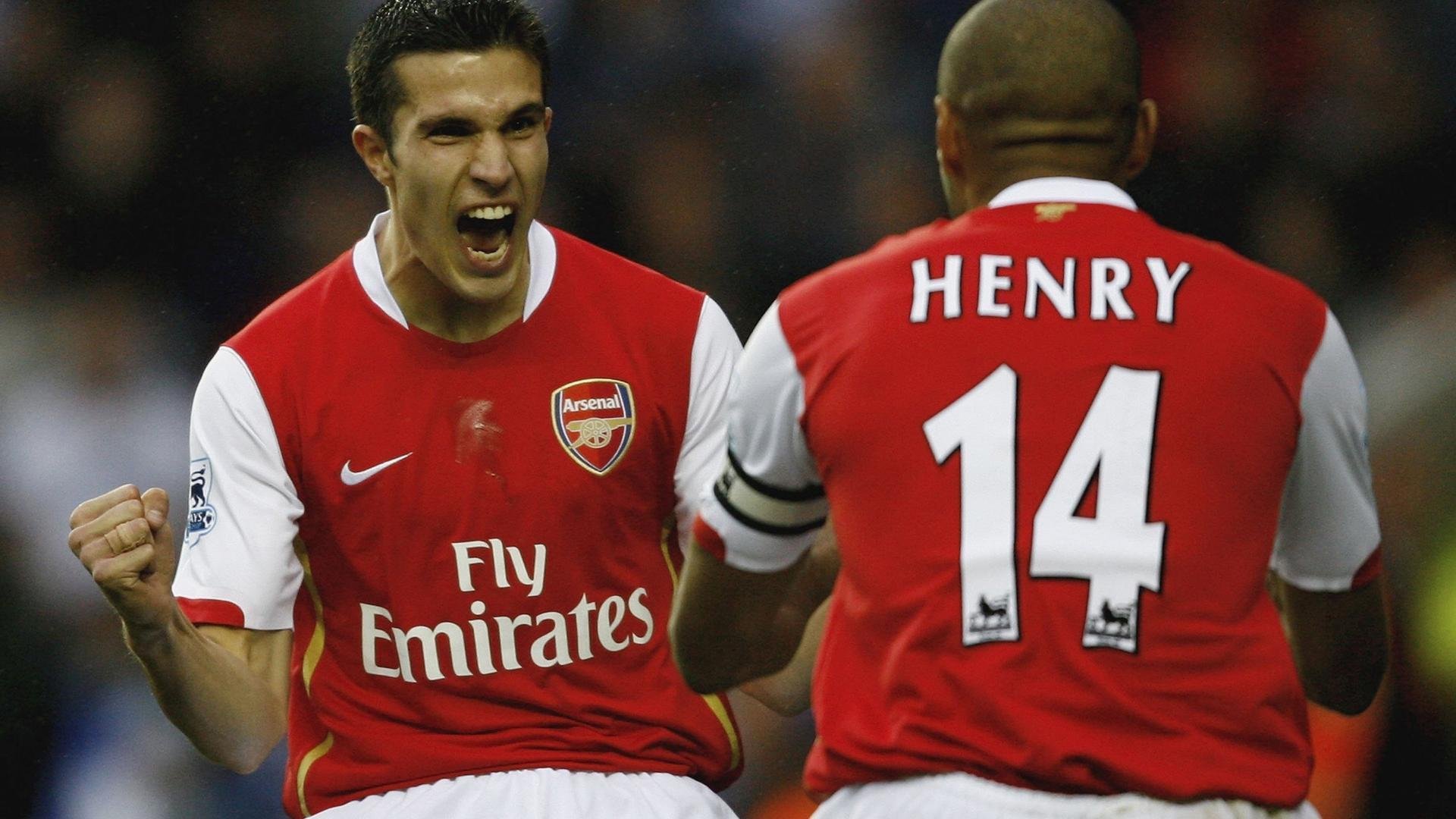 伊布天神下凡，AC米兰强势晋级乌克兰书写欧冠新篇章