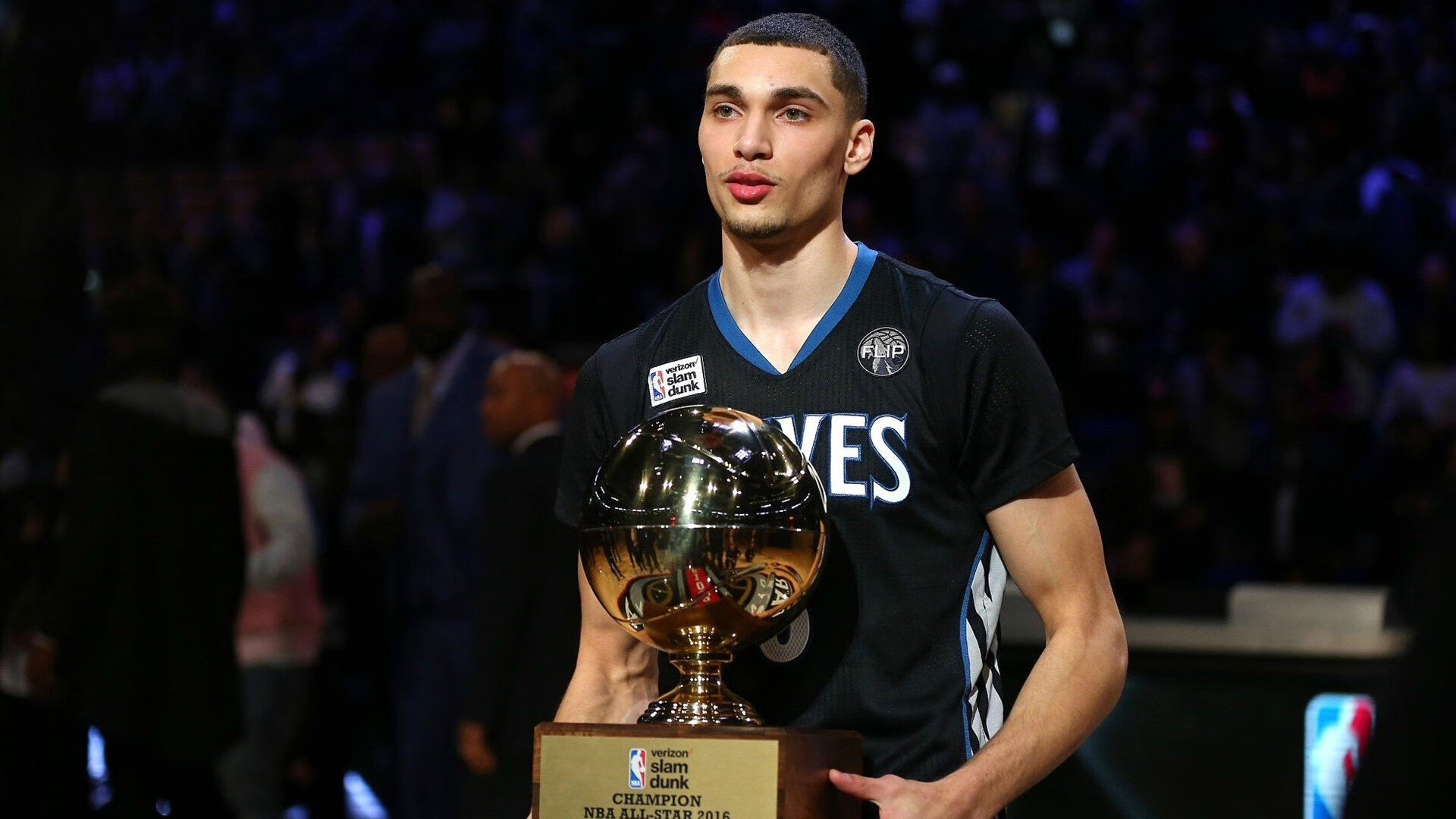 巨星莫兰特力挽狂澜，掘金全面压制湖人显统治力